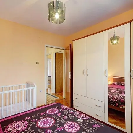 Fuer 8 Personen Ca 120 Qm In Pula, Istrien Istrische Riviera Appartamento *