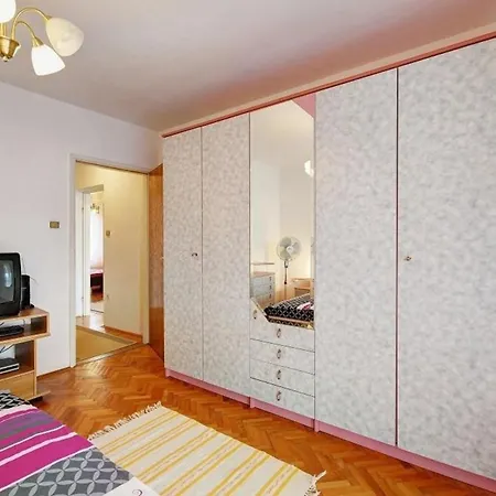 Fuer 8 Personen Ca 120 Qm In Pula, Istrien Istrische Riviera *