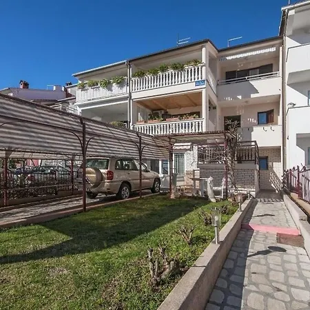 Fuer 8 Personen Ca 120 Qm In Pula, Istrien Istrische Riviera *